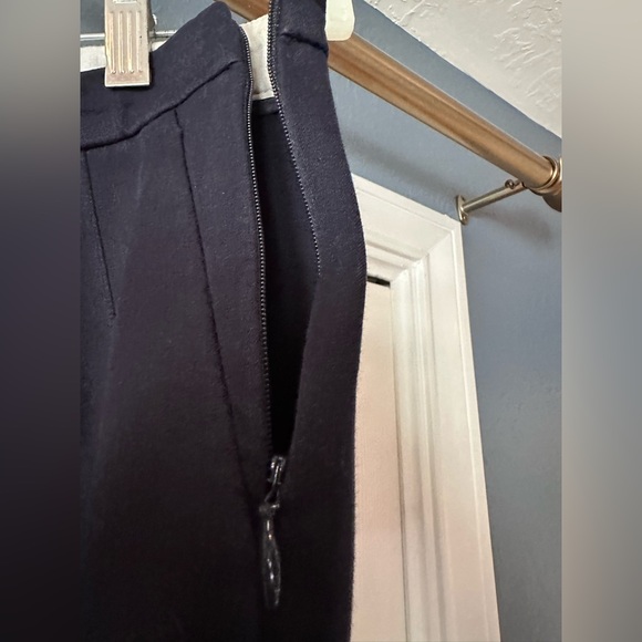 J.Crew Women’s Cropped Navy Slacks - Picture 3 of 3